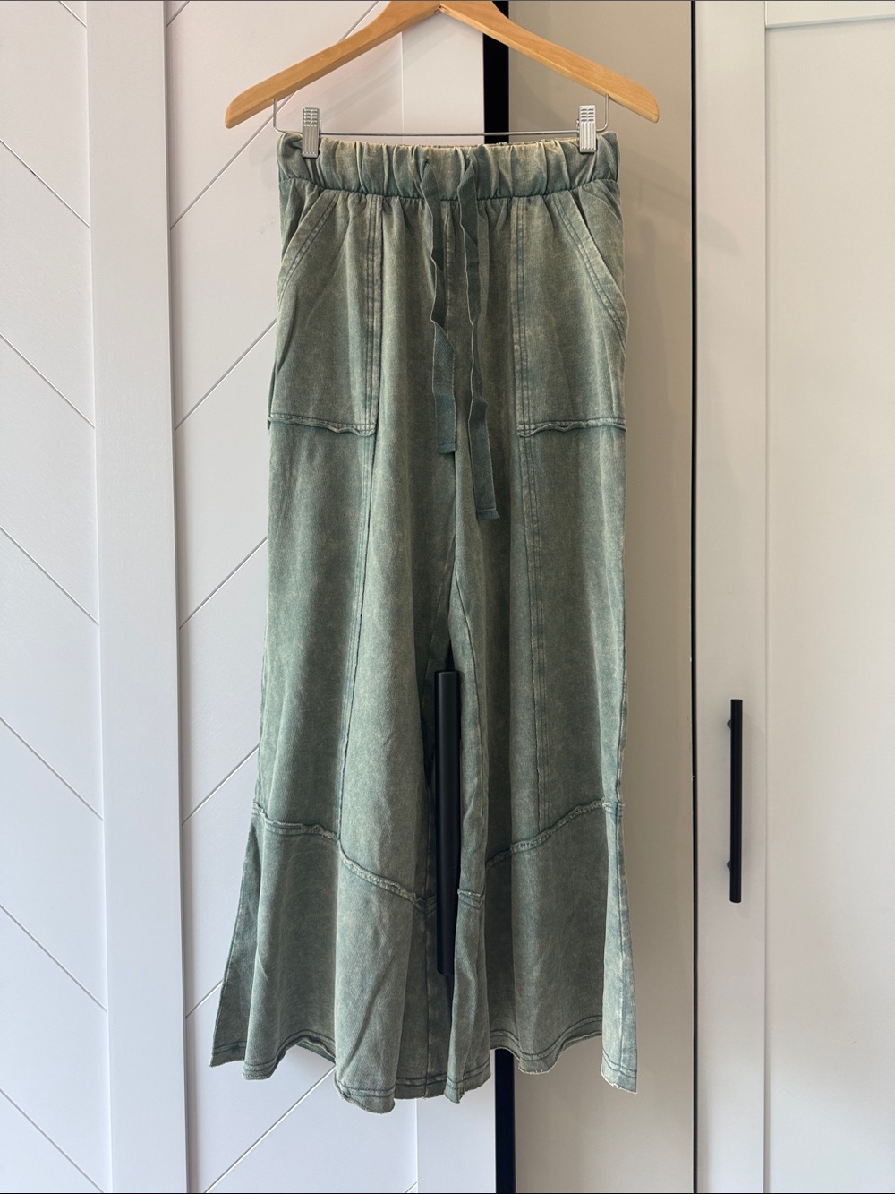 NWOT Zenana Mineral Washed Olive Green Wide-Leg Pants
